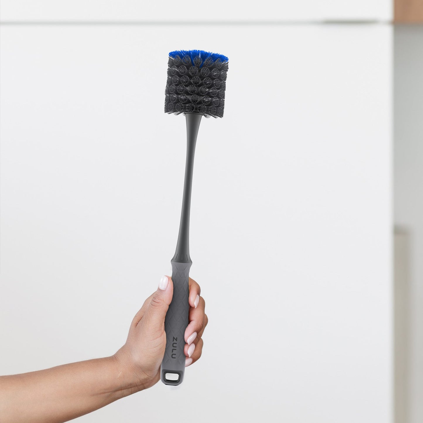bottle-and-straw-cleaning-brush-set-y1 Zulu_Bottle_Brush_Holding.jpg